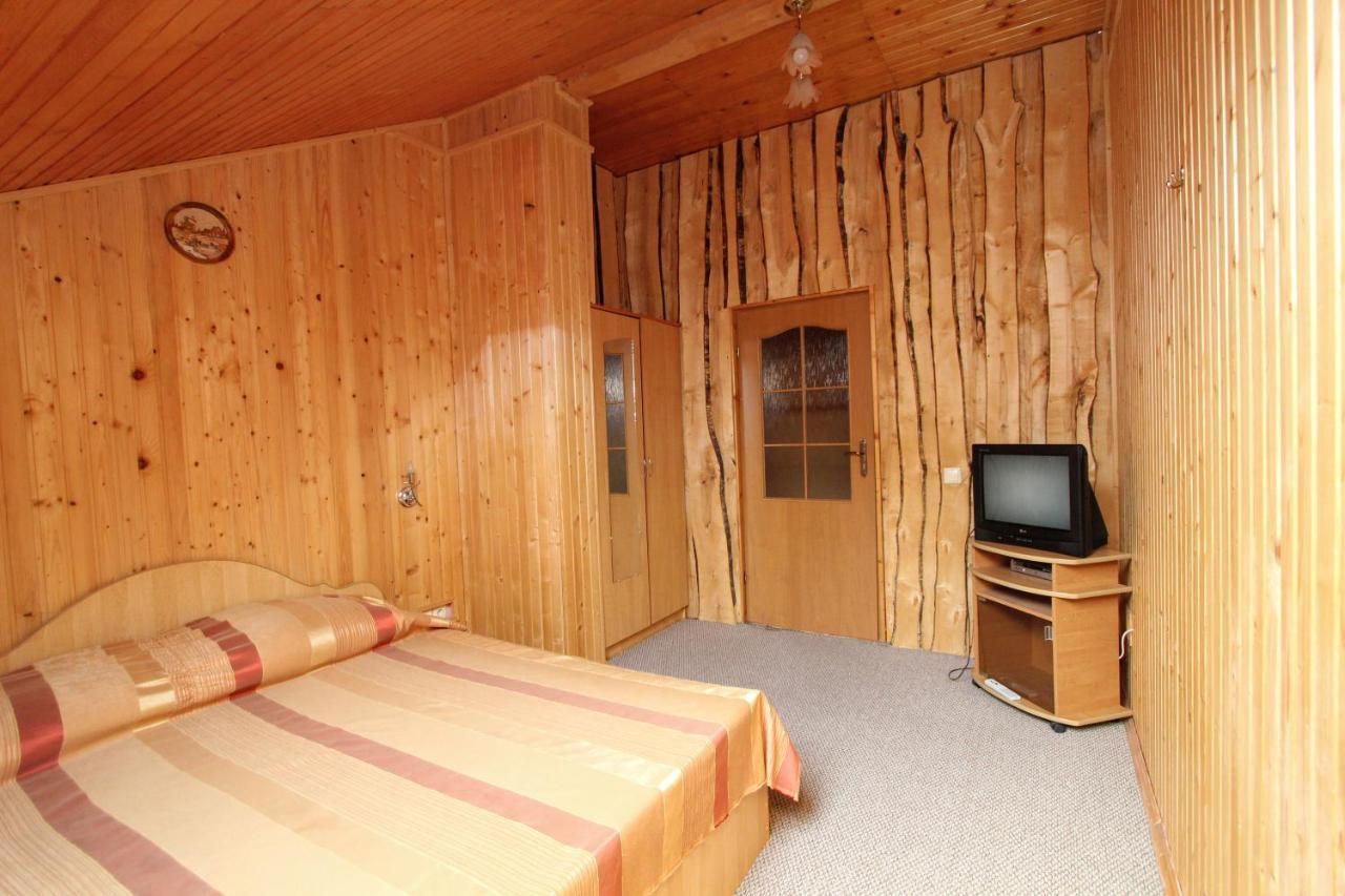 Complex "Shum Lisu" Appartement Tatariv Buitenkant foto
